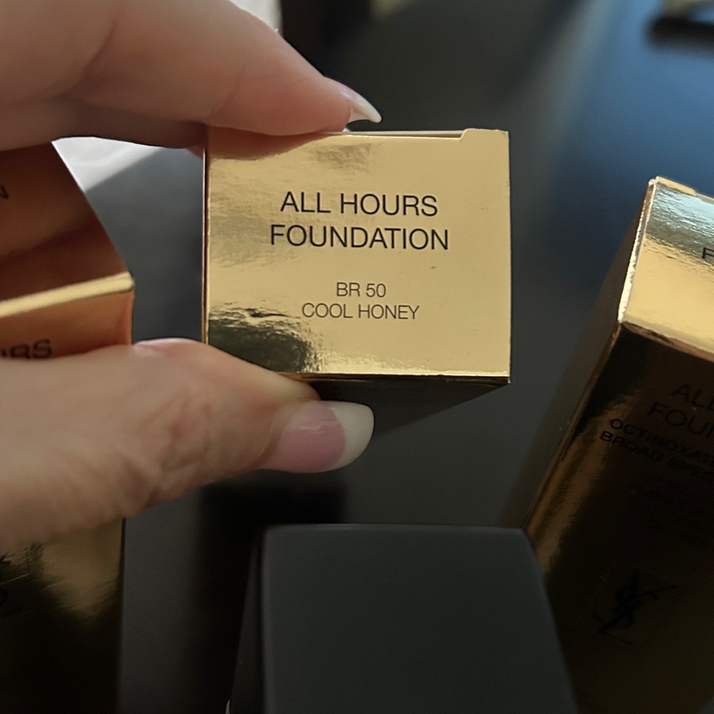 NIB Yves Saint Laurent All Hours Foundation SPF 20 | BR50 Cool Honey - Picture 5 of 7